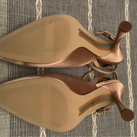 Sam Edelman light pink strapped heals - Picture 2 of 3
